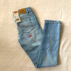 New Levi’s blue skinny jeans!